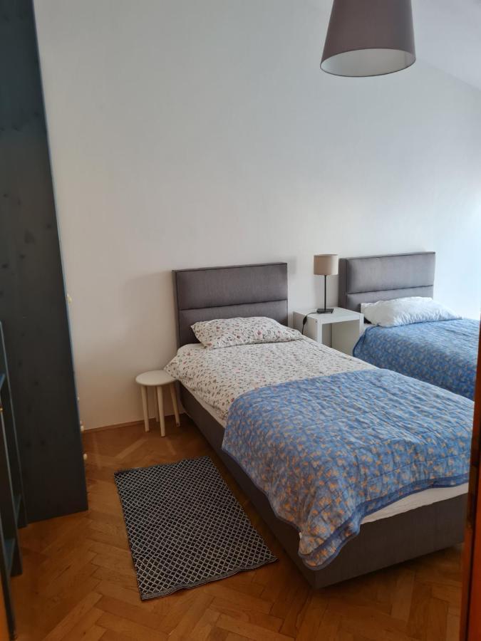 Apartment Karmen Umag Bagian luar foto